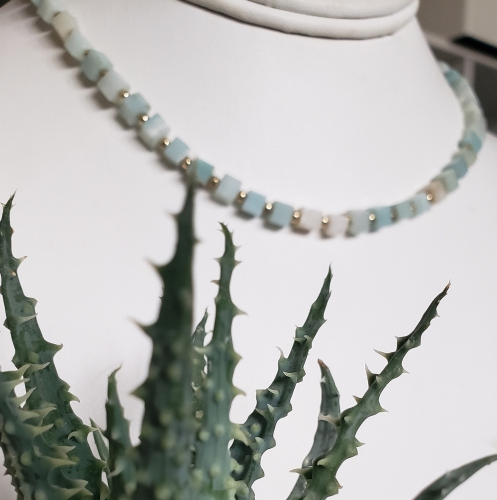 Aqua and White Beaded Necklace - Picture 4 of 7